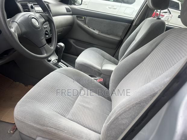 Toyota Corolla 2008 Silver
