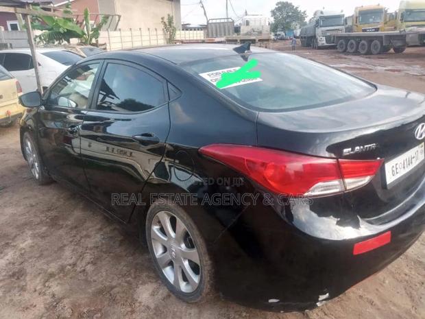 Hyundai Elantra 2012 Black