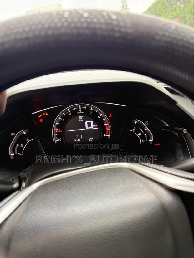 Honda Civic EX Sedan 2018 Silver