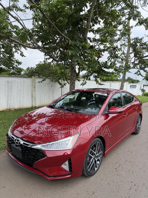 Hyundai Elantra Sport 2020 Red