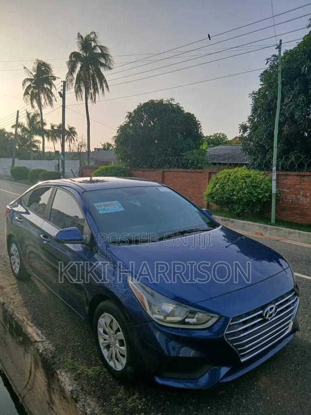 Hyundai Accent SE 2021 Blue