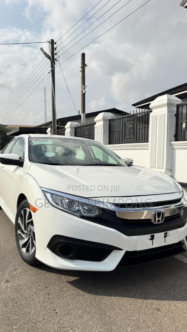 Honda Civic 2018 White