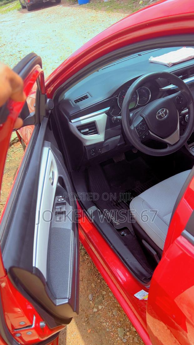 Toyota Corolla LE Eco 4dr Sedan (1.8L 4cyl CVT) 2016 Red
