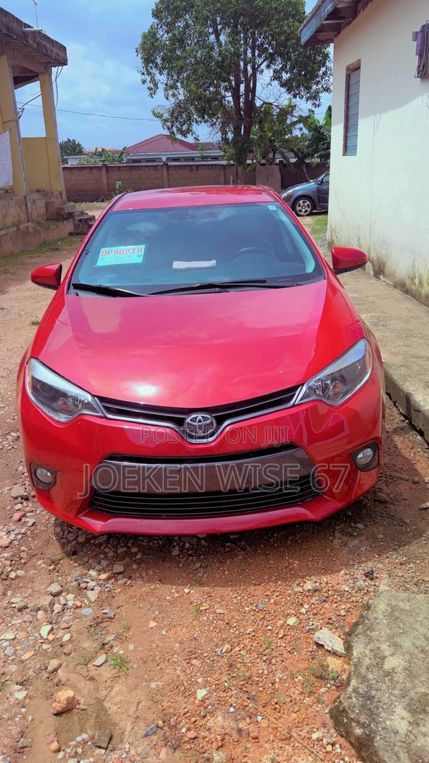 Toyota Corolla LE Eco 4dr Sedan (1.8L 4cyl CVT) 2016 Red