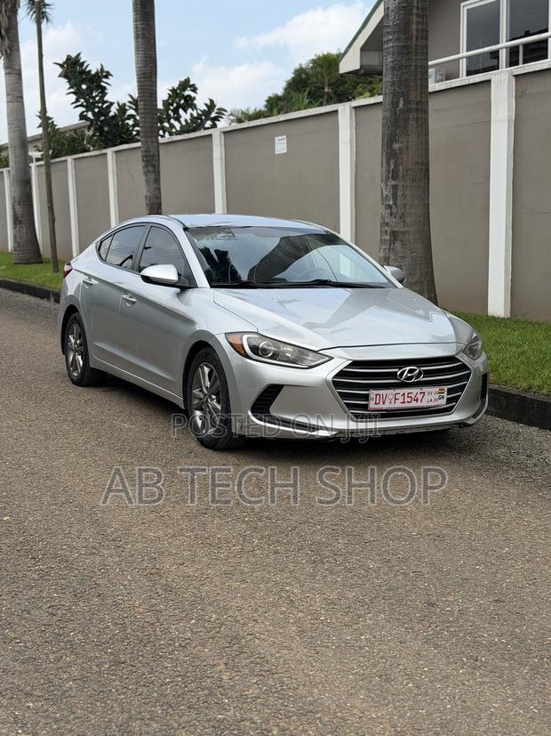 Hyundai Elantra Sport Sedan FWD (1.6L 4cyl 6M) 2017 Silver