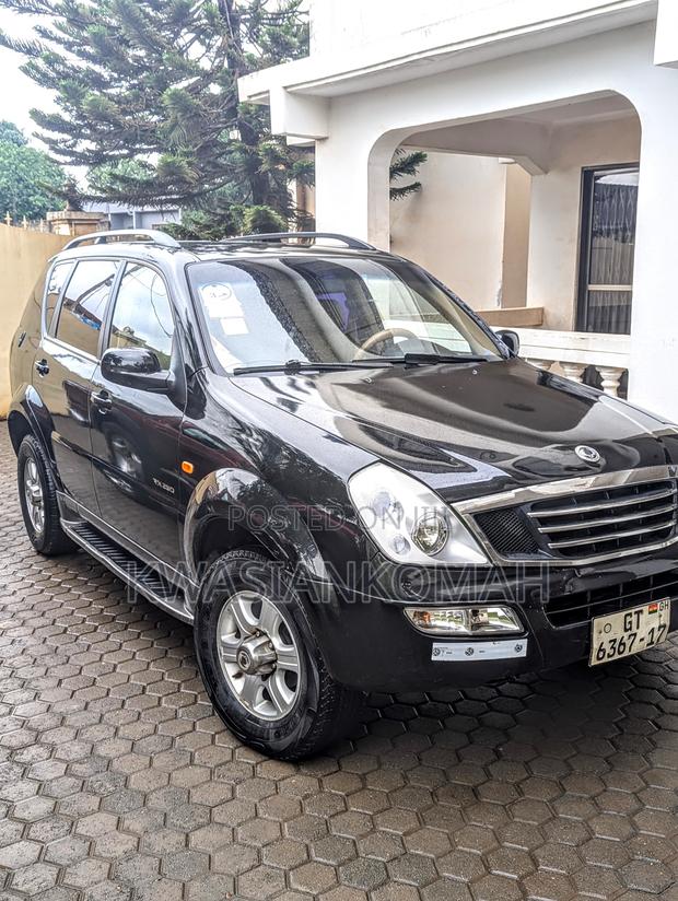SsangYong Rexton RX 290 S 2003 Black