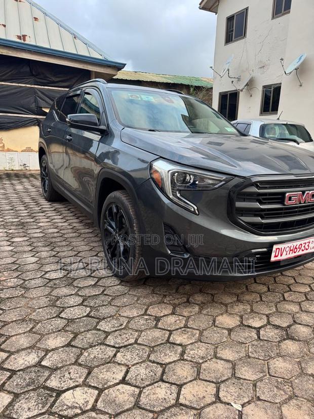 GMC Terrain 2021 Gray