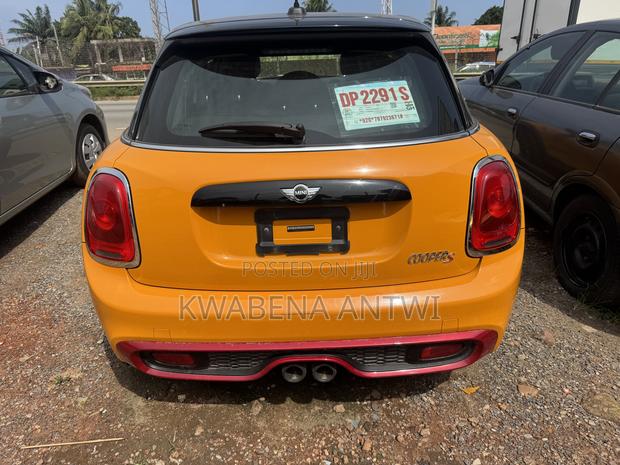 Mini Mini 2015 Yellow