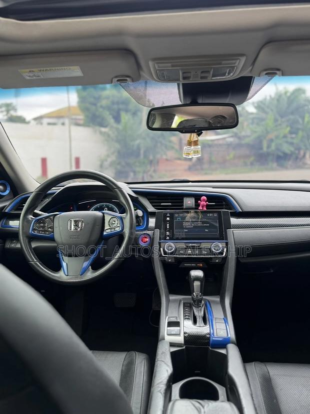 Honda Civic Touring Coupe 2018 Blue