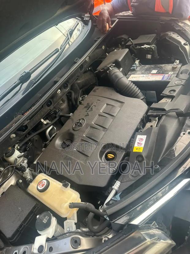 Toyota RAV4 LE AWD (2.5L 4cyl 6A) 2016 Gray
