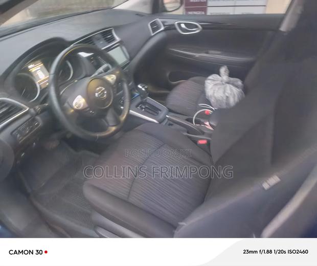 Nissan Sentra 2018 Blue