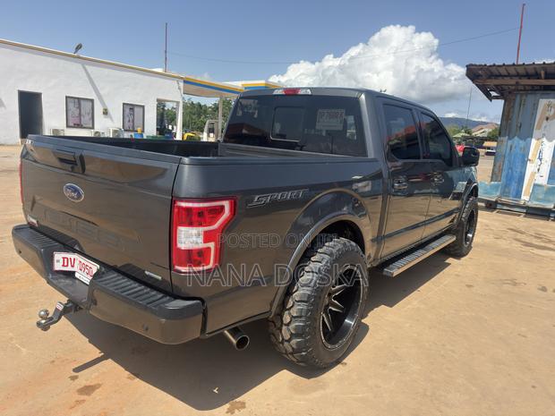 Ford F-150 XLT 4x2 SuperCrew Cab Styleside 6.5 ft. box 157 in. WB 2020