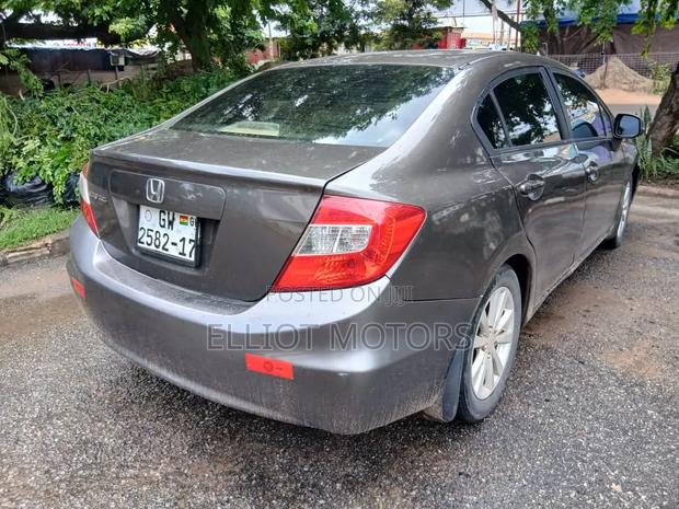 Honda Civic 2012 Silver