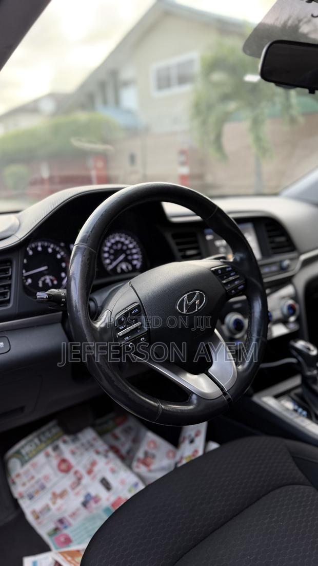 Hyundai Elantra SEL 2020 Silver