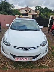 Hyundai Elantra Limited Sedan FWD (1.8L 4cyl 6A) 2016 White for sale