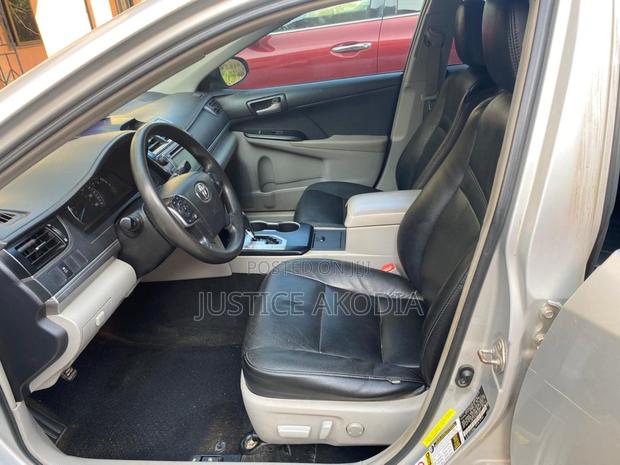 Toyota Camry 2014 Silver