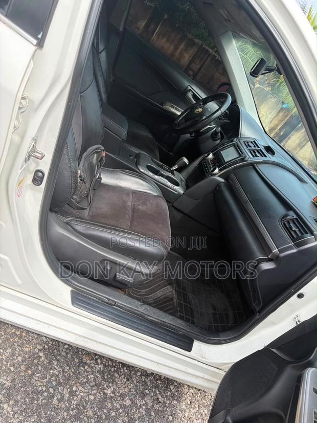 Toyota Camry SE Sport 4dr Sedan (2.5L 4cyl 6A) 2014 White