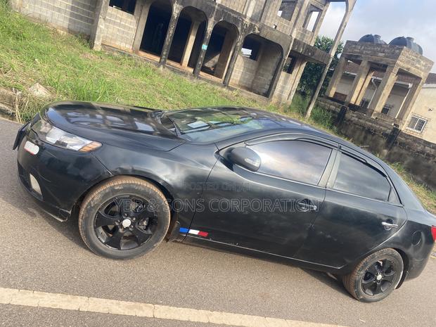 Kia Cerato 2010 Black
