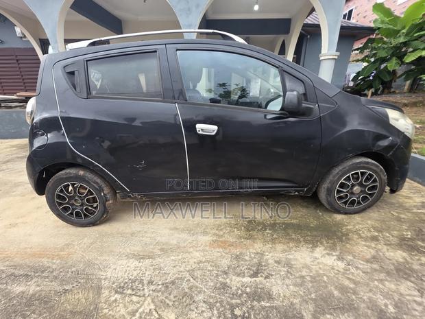 Chevrolet Spark 2012 Black