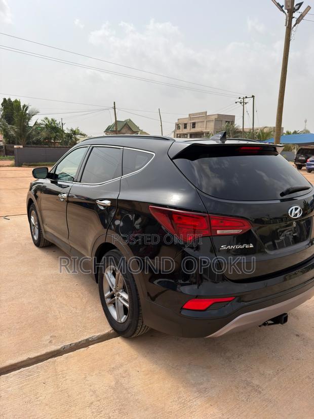 Hyundai Santa Fe 2019 Black