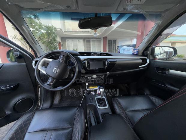 Toyota Hilux Revo Double Cab Deisel 2.4 AWD 2020 Silver