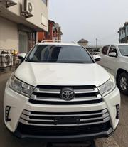 Toyota Highlander LE 2019 White for sale