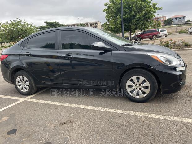 Hyundai Accent 2016 Black