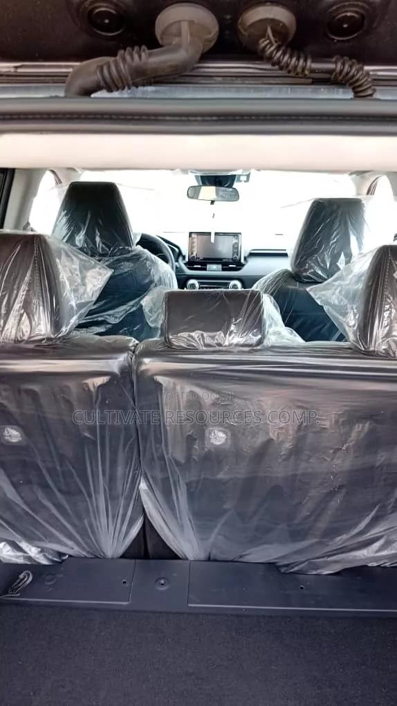 Toyota RAV4 2021 Black