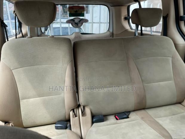 Hyundai H200 2015 White