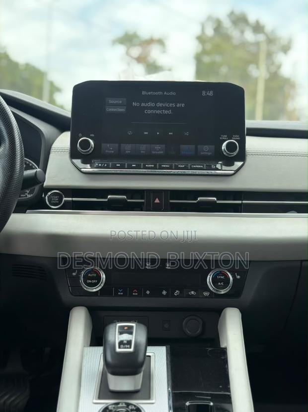 Mitsubishi Outlander SEL Launch Edition 2022 Gray