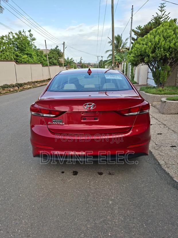 Hyundai Elantra Limited 2018 Red