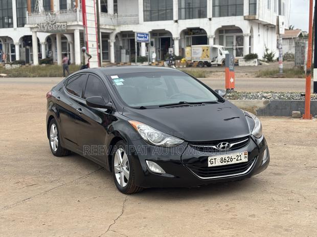 Hyundai Elantra 2013 Black