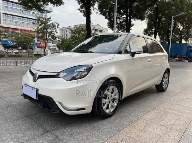 Car 2016 Ivory