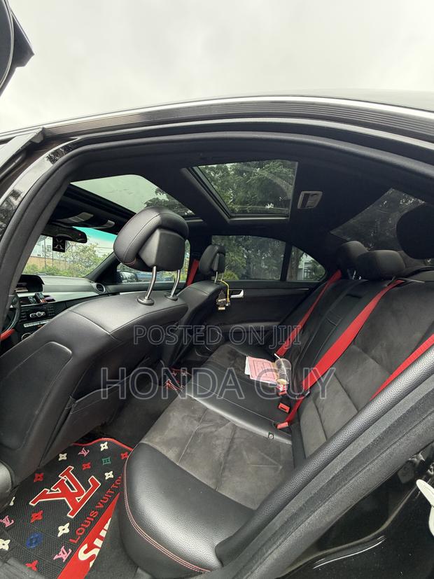 Mercedes-Benz C250 2013 Black