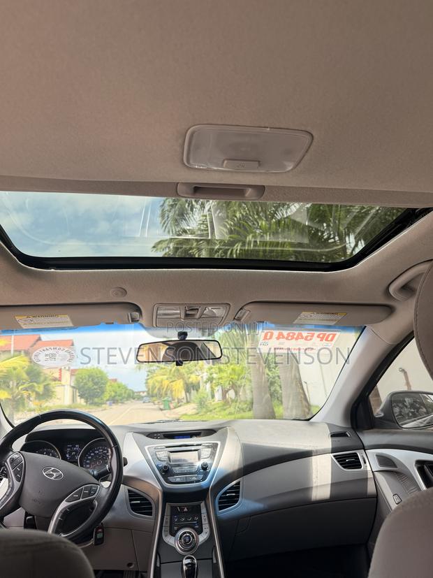 Hyundai Elantra GLS Sedan FWD (1.8L 4cyl 6M) 2013 Gray