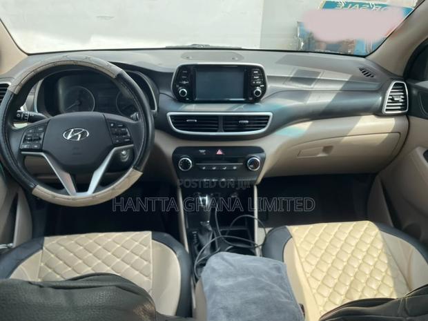 Hyundai Tucson SE AWD 2019 White