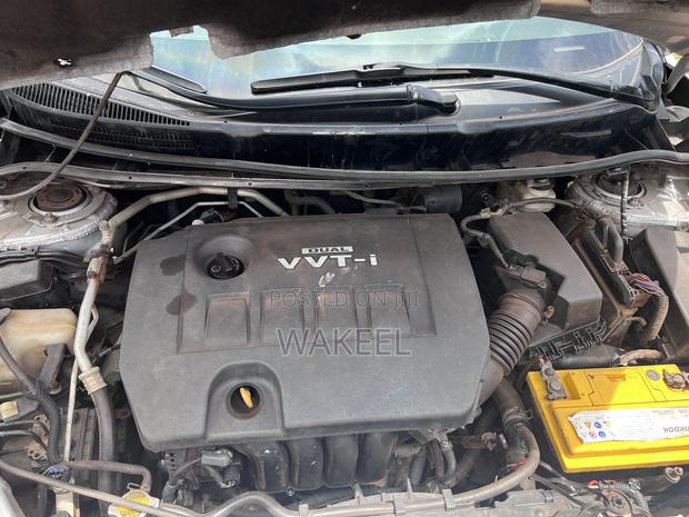 Pontiac Vibe 1.8L 2010 Silver