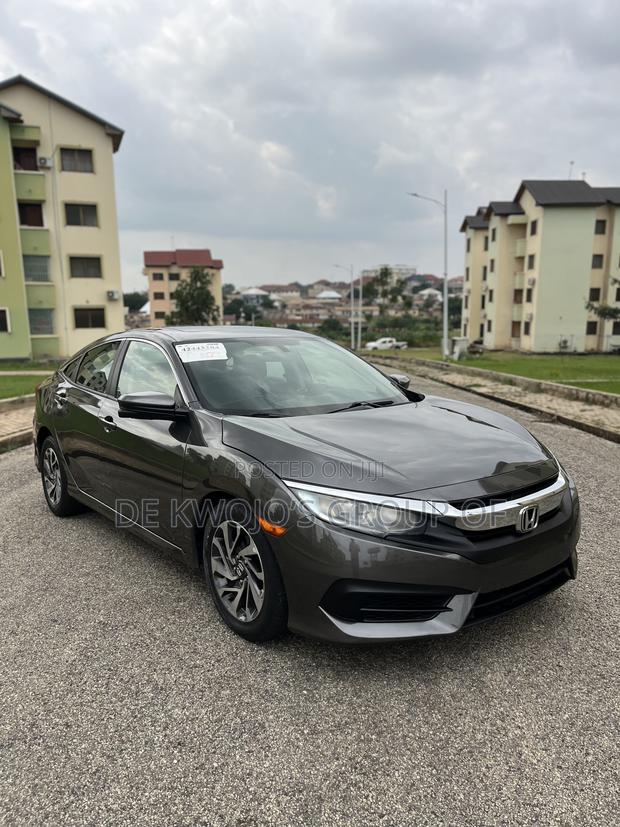 Honda Civic EX Sedan 2018 Gray