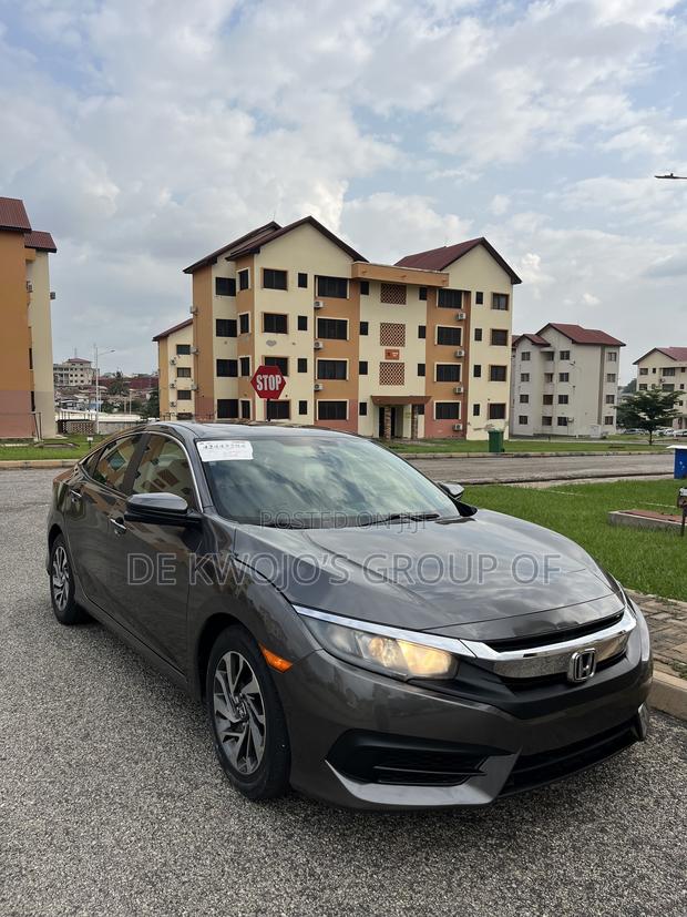 Honda Civic EX Sedan 2018 Gray
