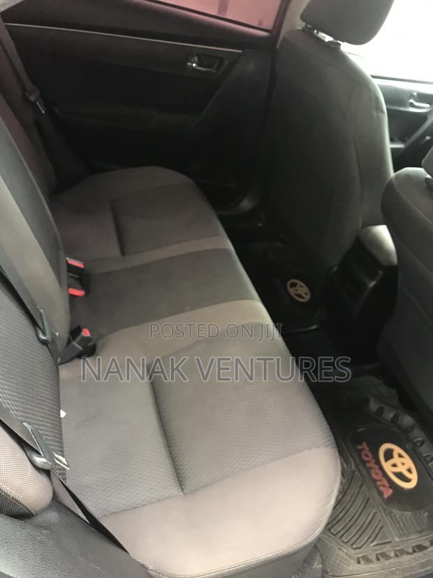 Toyota Corolla LE Eco (1.8L 4cyl 2A) 2019 Red