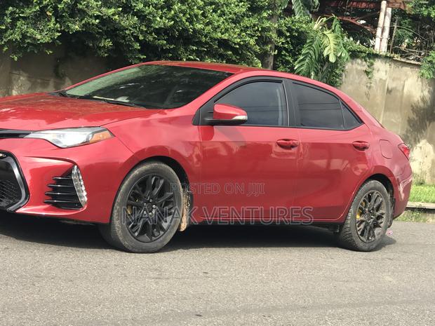 Toyota Corolla LE Eco (1.8L 4cyl 2A) 2019 Red