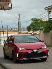 Toyota Corolla XLE (1.8L 4cyl 2A) 2019 Red for sale