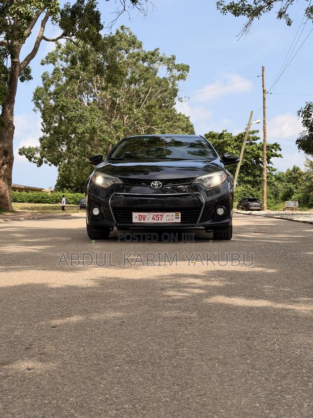 Toyota Corolla S Plus 4dr Sedan (1.8L 4cyl CVT) 2015 Black