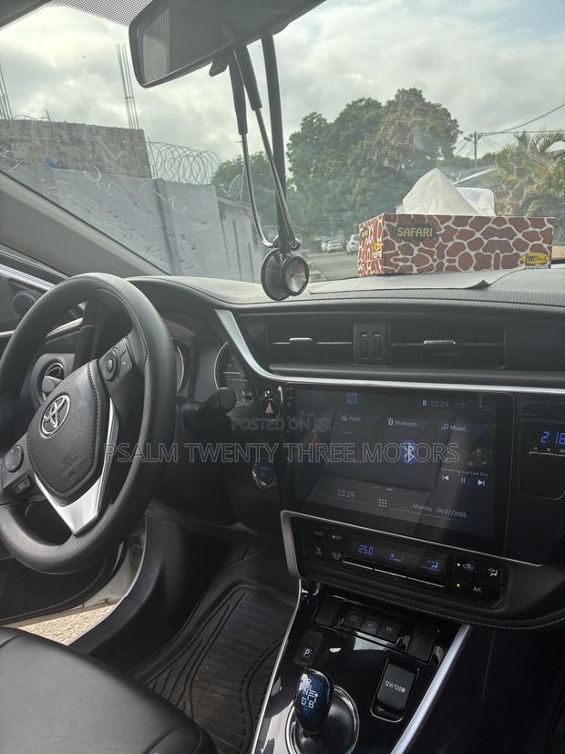 Toyota Corolla 2020 White