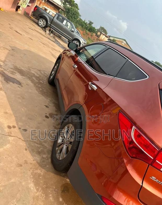 Hyundai Santa Fe 2014 Orange