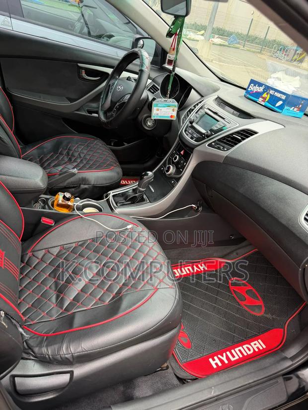 Hyundai Elantra 2016 Black