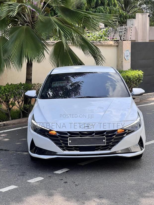 Hyundai Avante 2021 White