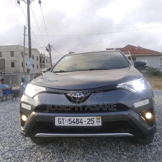 Toyota RAV4 2018 Gray