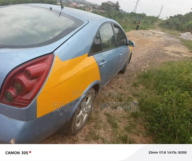 Nissan Primera 2009 Blue