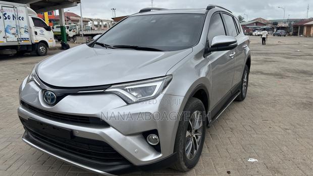 Toyota RAV4 2018 Gray